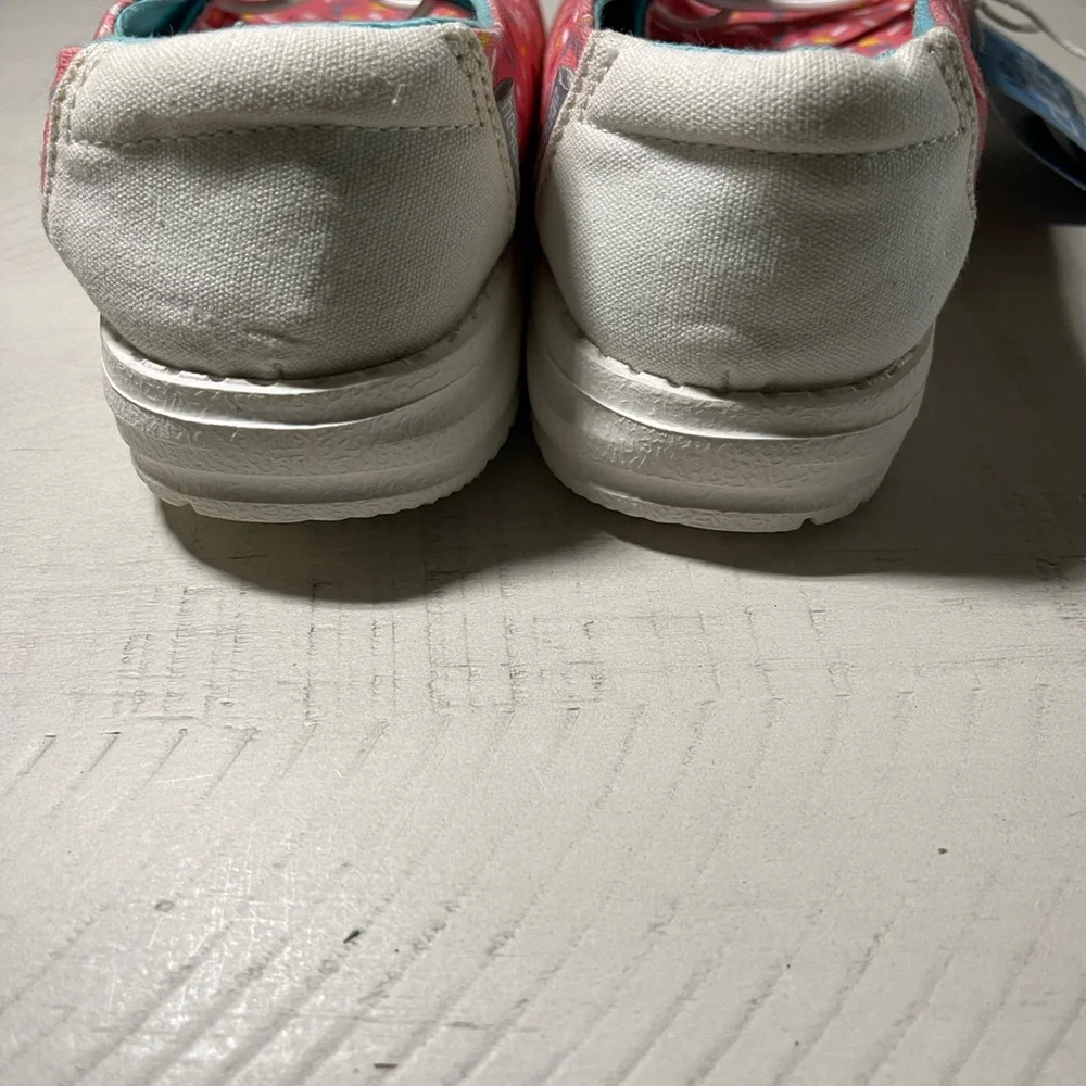 Hey Dude Wendy Youth Size Y3 Slip On Shoes Pink With Sprinkles New Without Box
